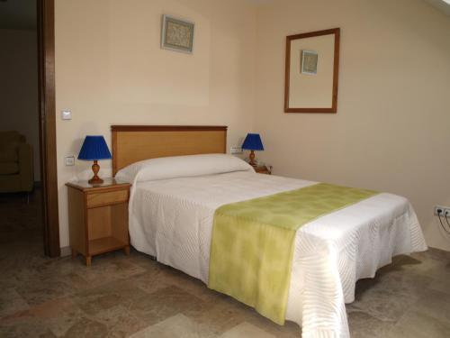 Hotel Al-Yussana Lucena Exterior photo