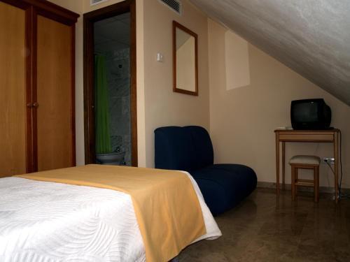 Hotel Al-Yussana Lucena Exterior photo